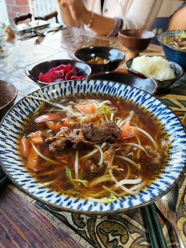 숯불고기 쌀국수 근접샷