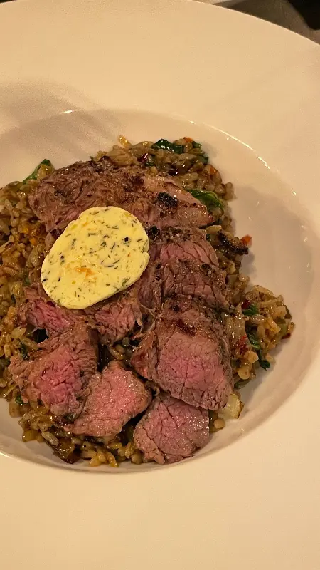 모닝캄커피랩 외부 음식 사진