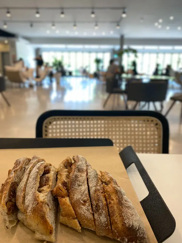 헤이도우 빵 진열대