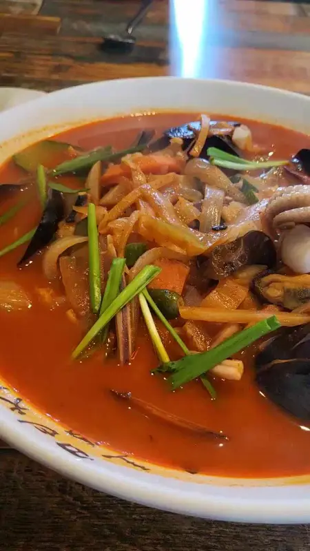 해산물이 가득한 명월짬뽕