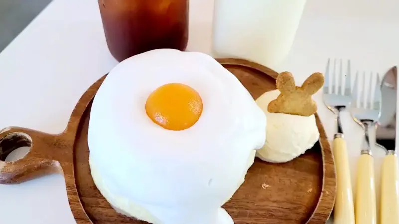 엣헴의 대표 메뉴, 엣헴 수플레의 사랑스러운 비주얼