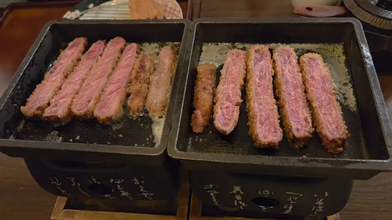 화로에 구워지는 규카츠