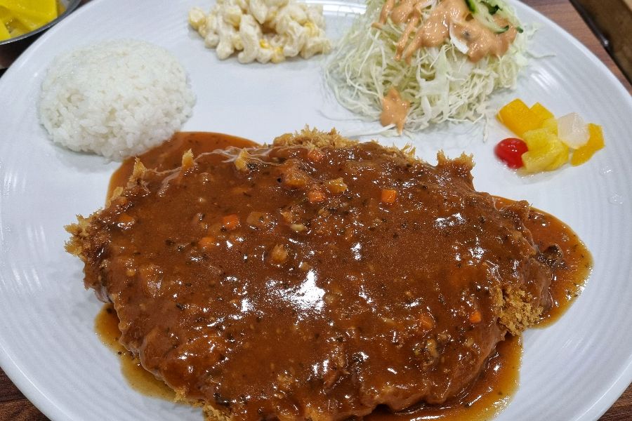 왕밀면냉면 돈까스 비주얼