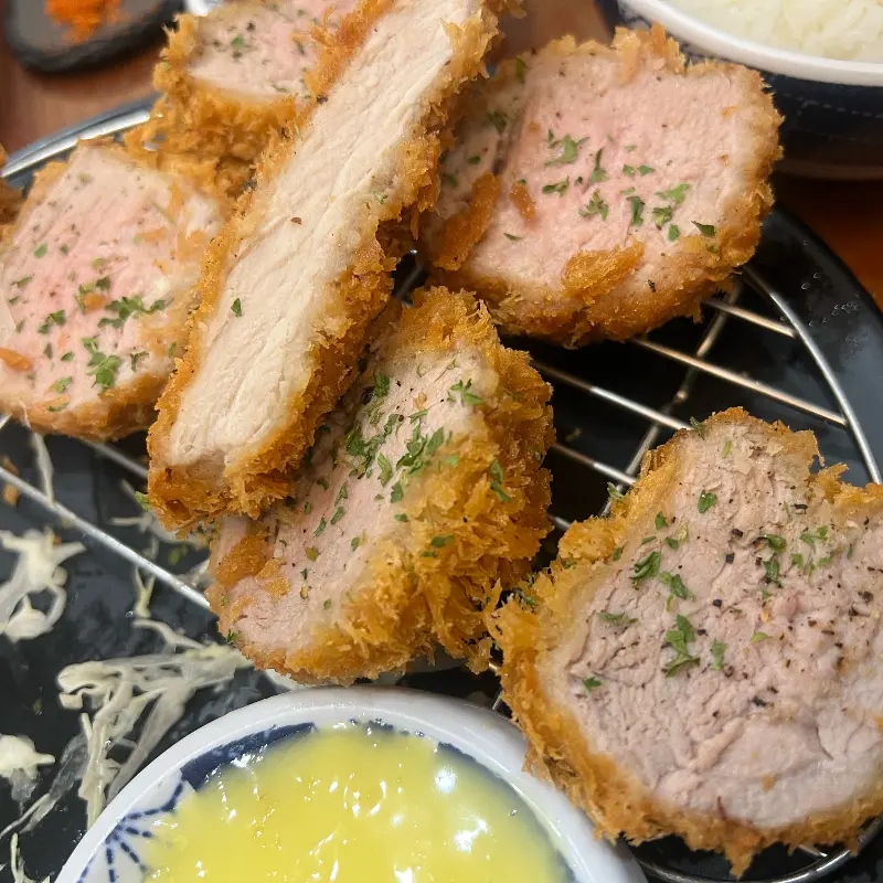 육즙 가득한 안심카츠 단면