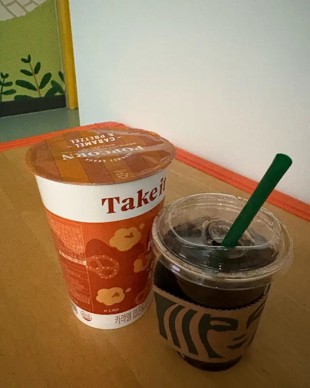 체리 푸딩 크림 프라푸치노