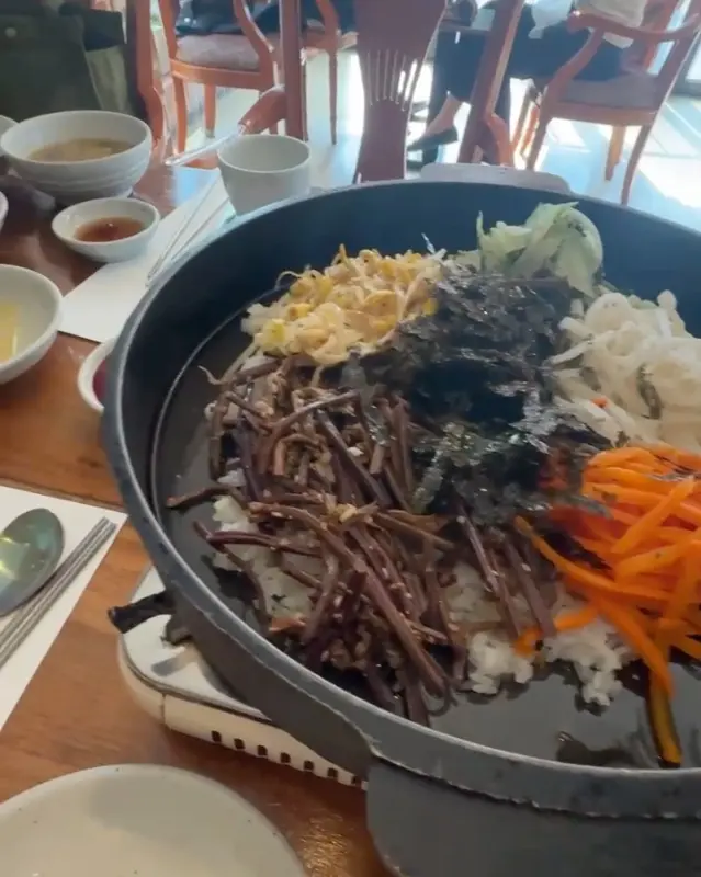 정갈하게 차려진 한 상 차림