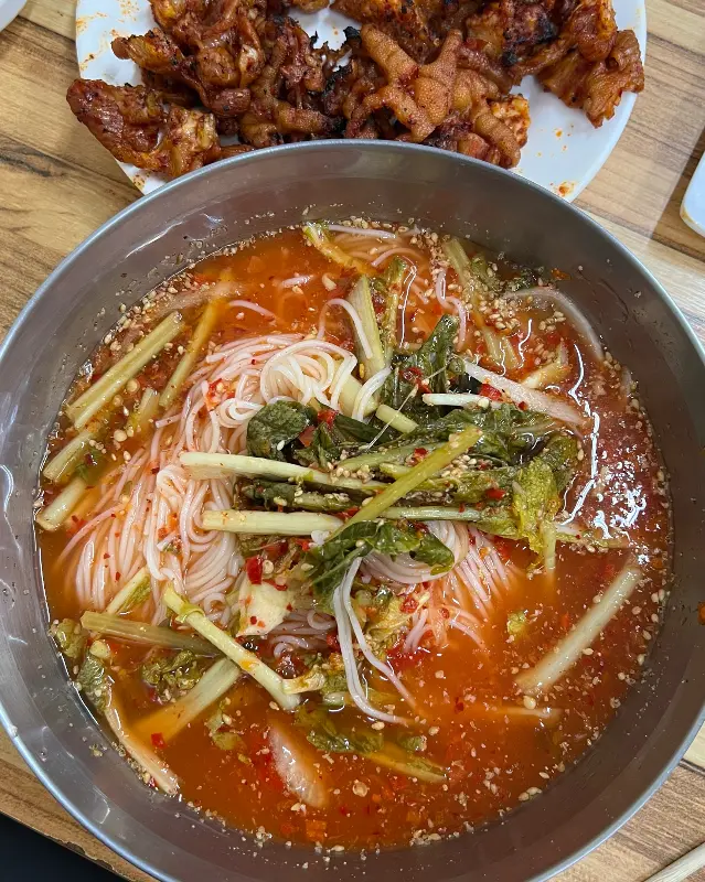 비빔국수