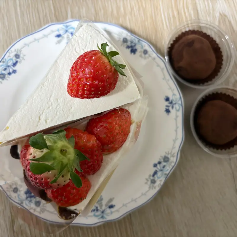 케이크와 두쫀쿠