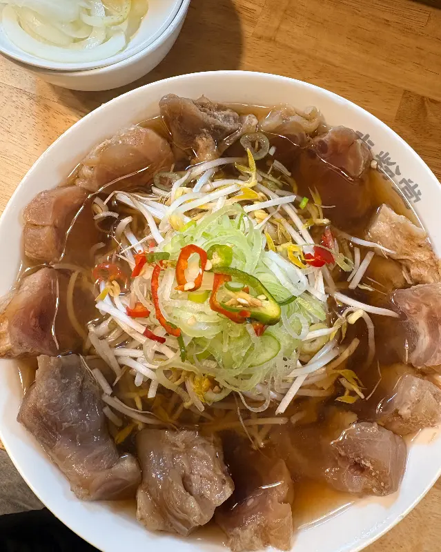 힘줄 쌀국수 전체샷