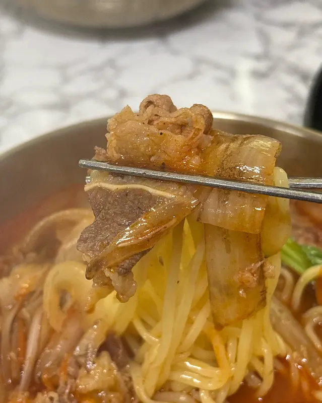 소고기 짬뽕 속 고기와 면