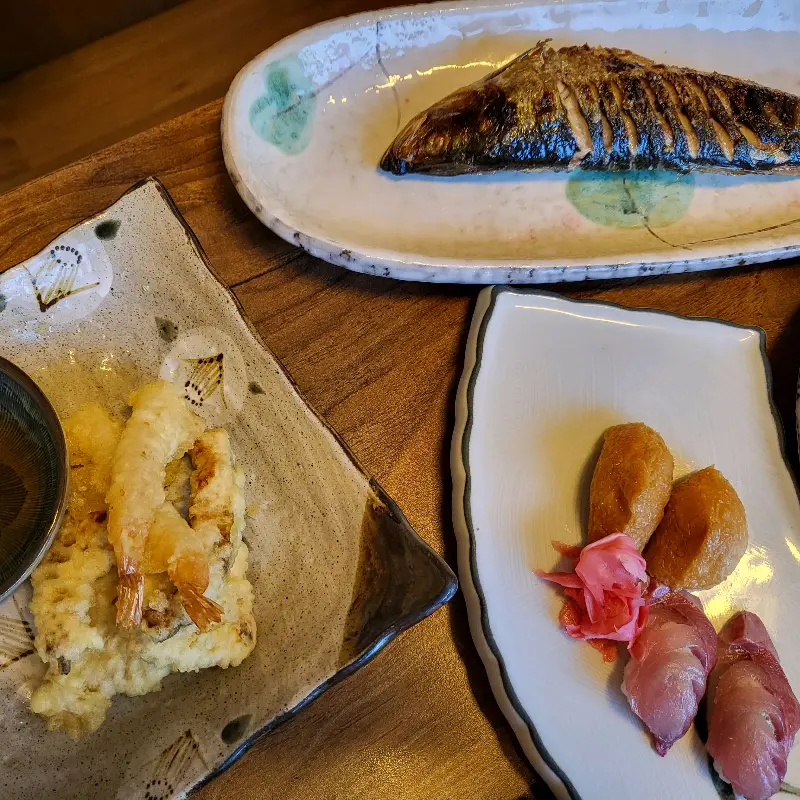 다채로운 곁들임 메뉴