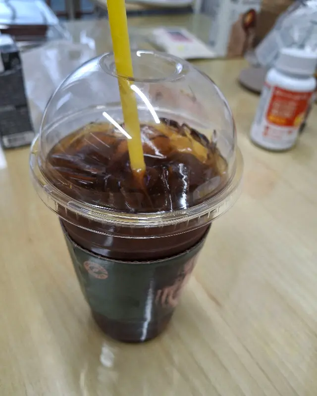 컴포즈 커피 아이스 아메리카노