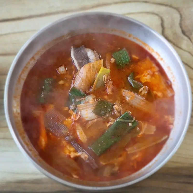 육개장 국물과 건더기