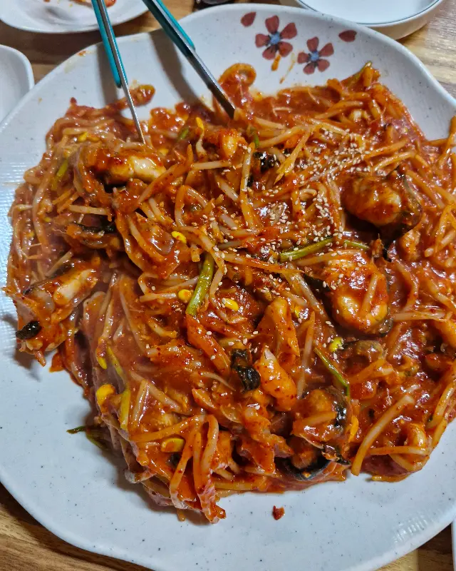 먹음직스러운 아구찜