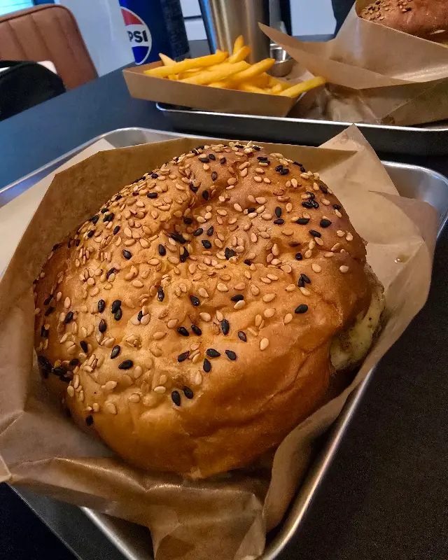 햄버거와 감자튀김