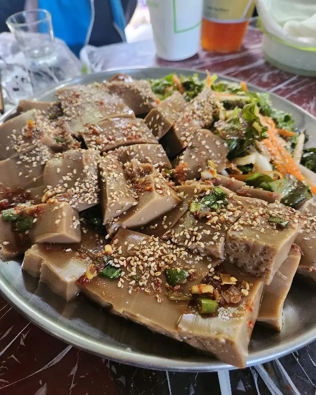 돌담집의 도토리묵