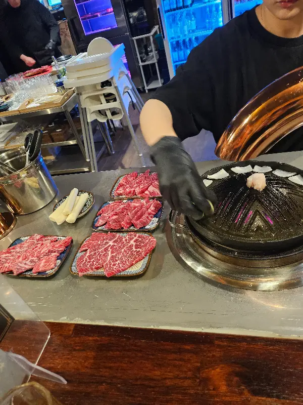 직원분이 직접 구워주는 소고기