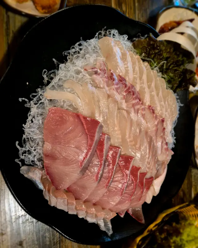 싱싱한 회의 자태