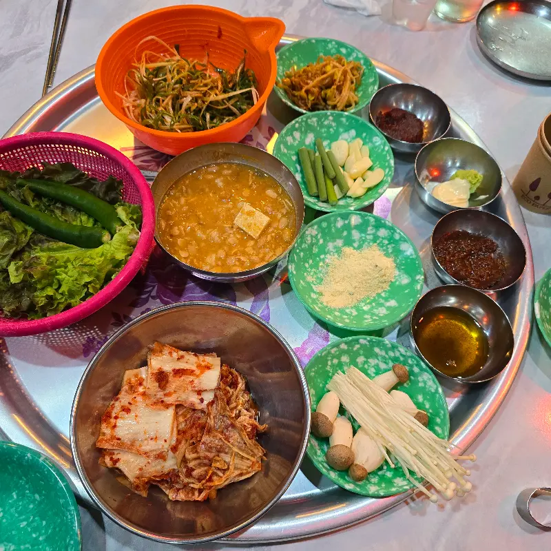 푸짐한 한 상 차림