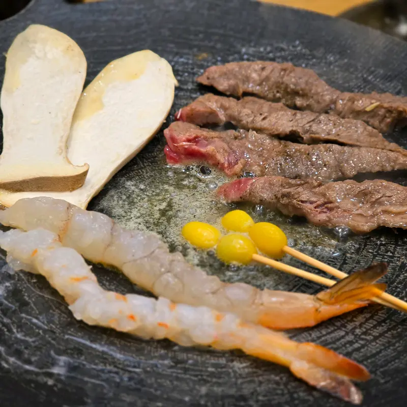 철판 위에서 지글거리는 소고기