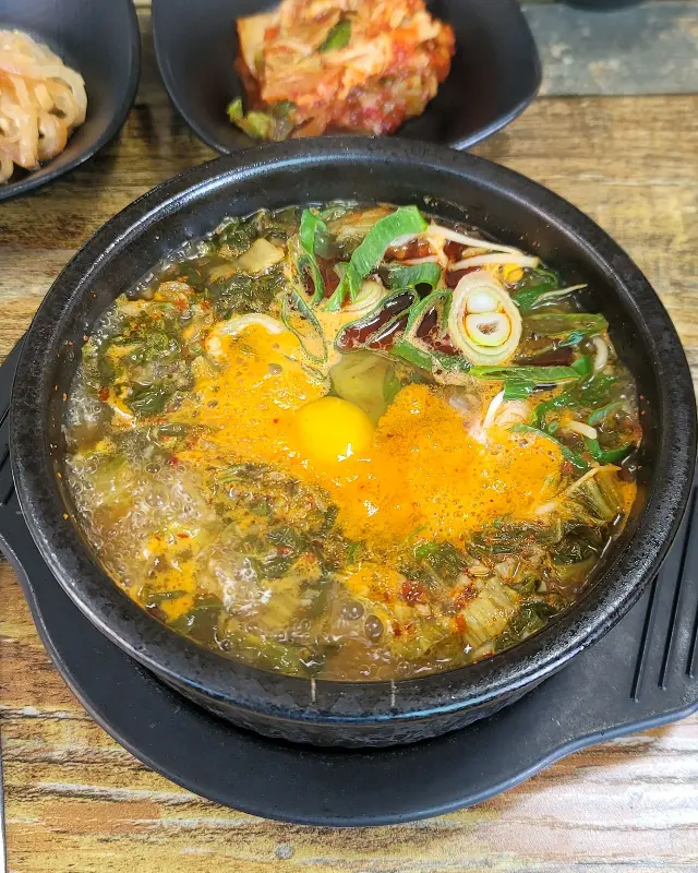 계란이 들어간 해장국