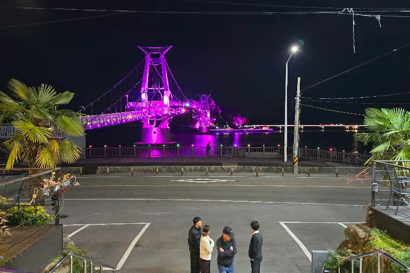 배알도 다리 야경