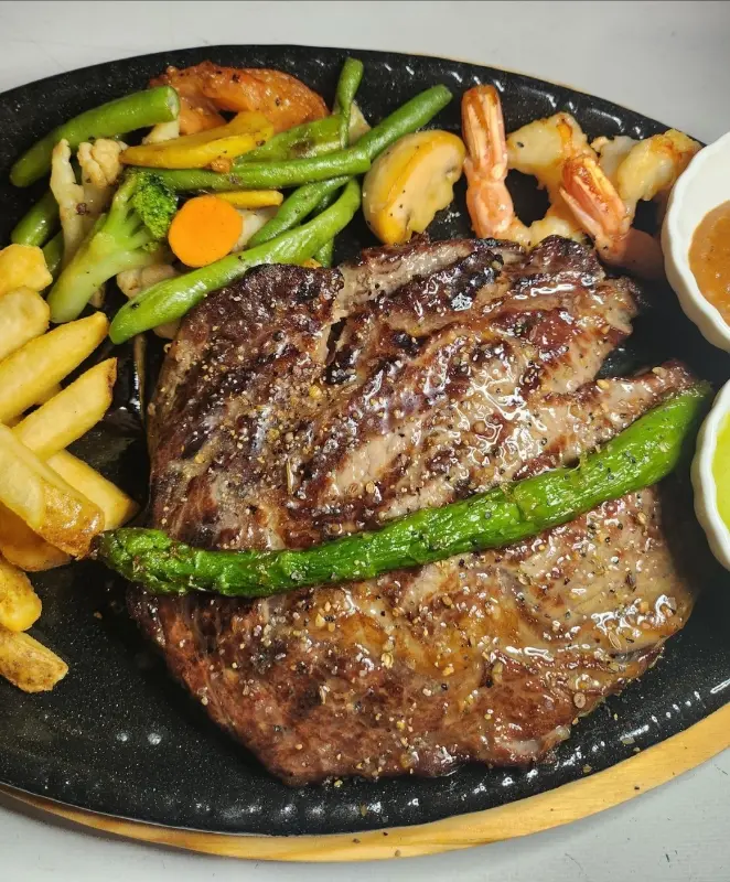 스테이크 근접 사진