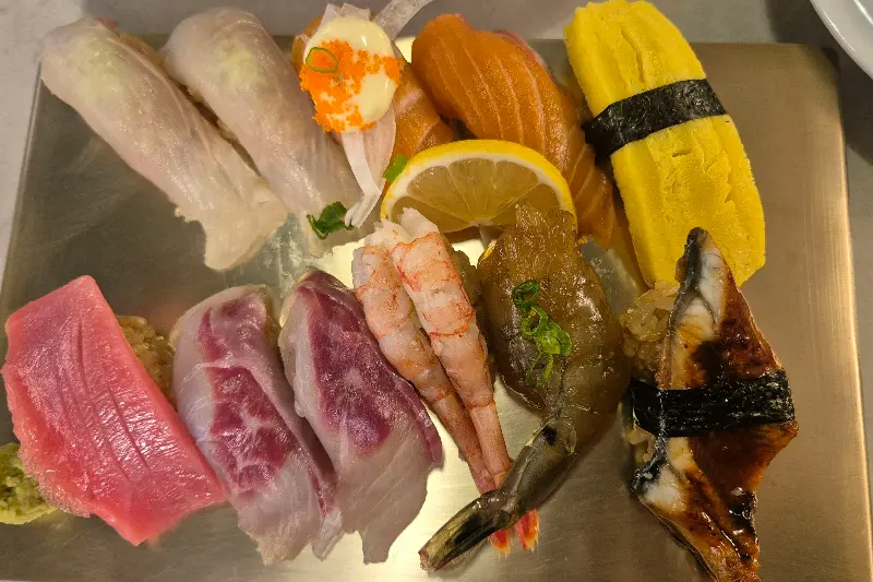 다양한 스시 세트