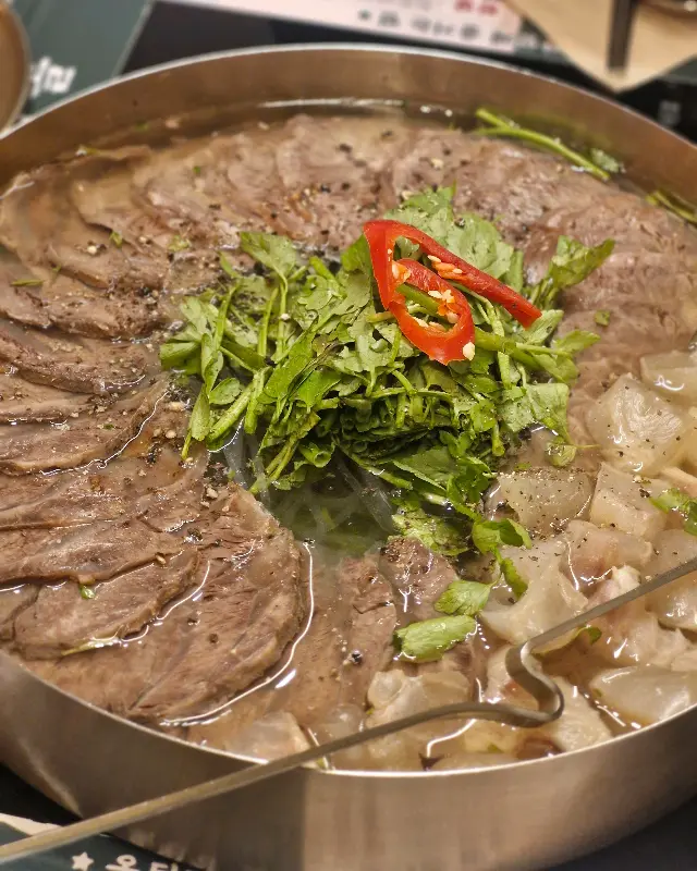 소꼬리 수육 전골