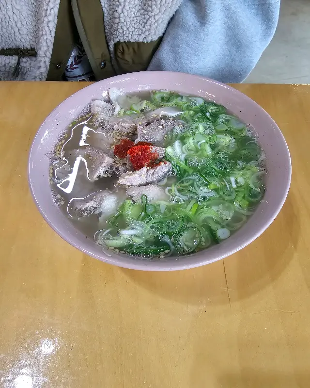 협재신국수 고기국수 근접샷