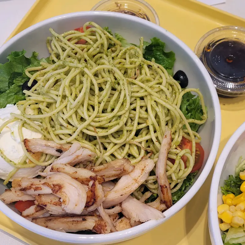 샐러드와 샌드위치