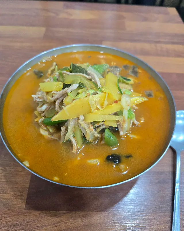 깔끔한 테이블 세팅