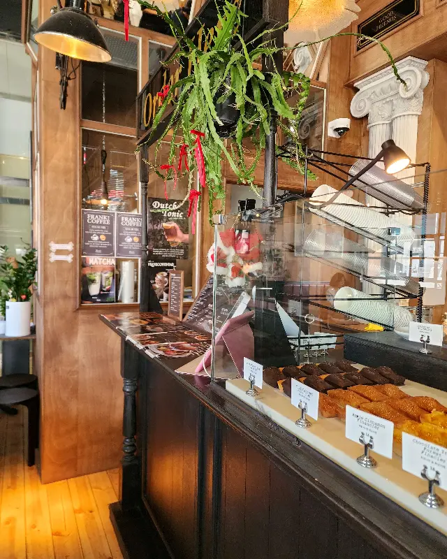 카페 내부 카운터