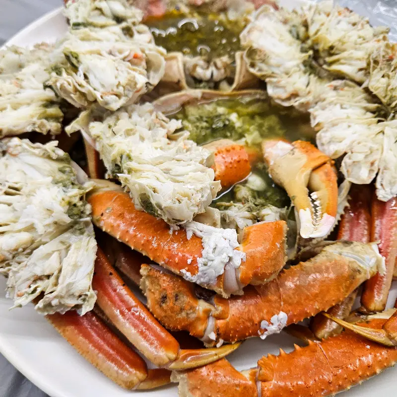 살이 꽉 찬 킹크랩