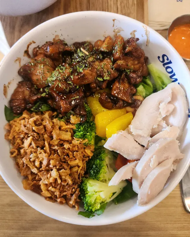 블랙페퍼 치킨 보울