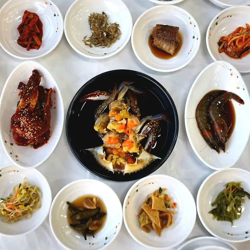 간장게장과 반찬