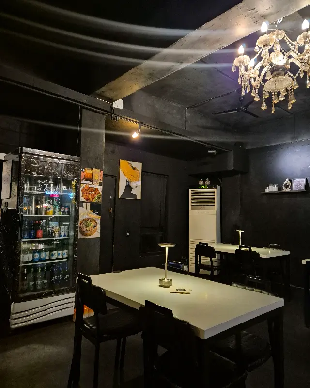 신비한술집 내부 인테리어