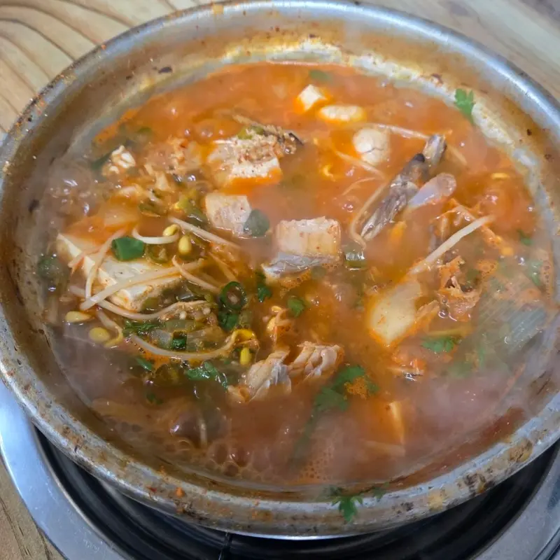 푸짐한 동태탕의 모습