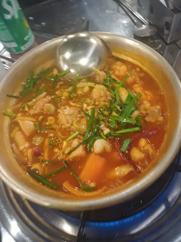 술 한잔 기울이기 좋은 분위기