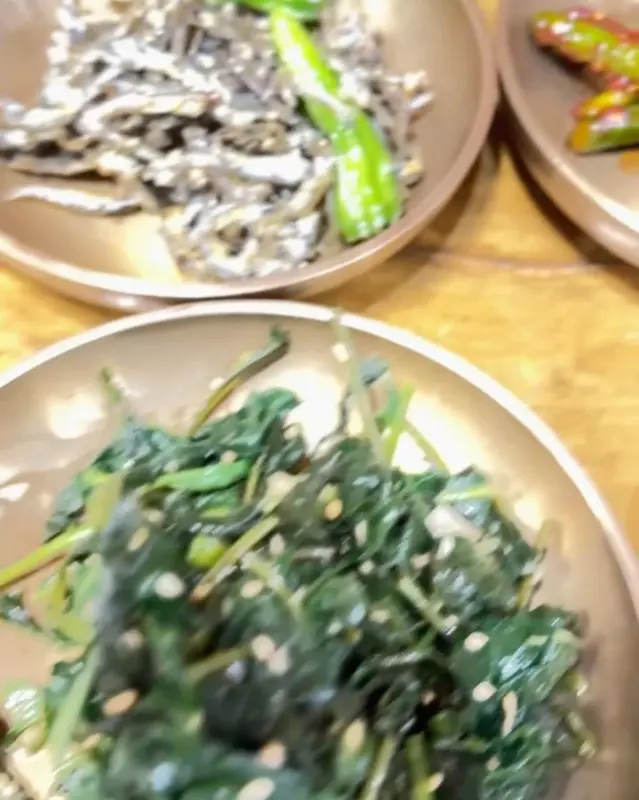 정갈한 밑반찬