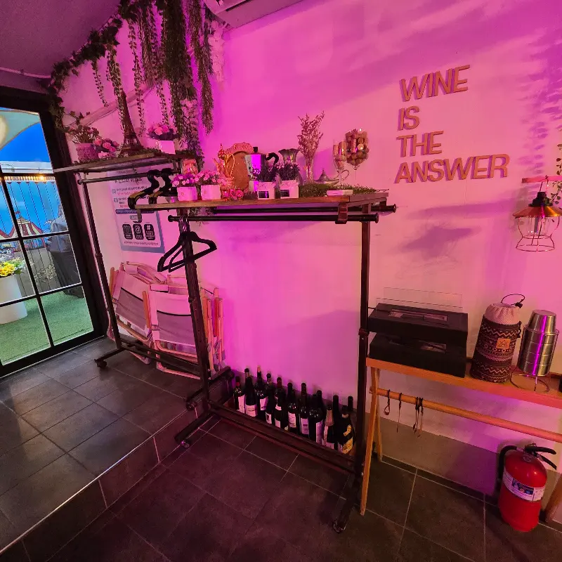 먼데이블루스 내부 장식