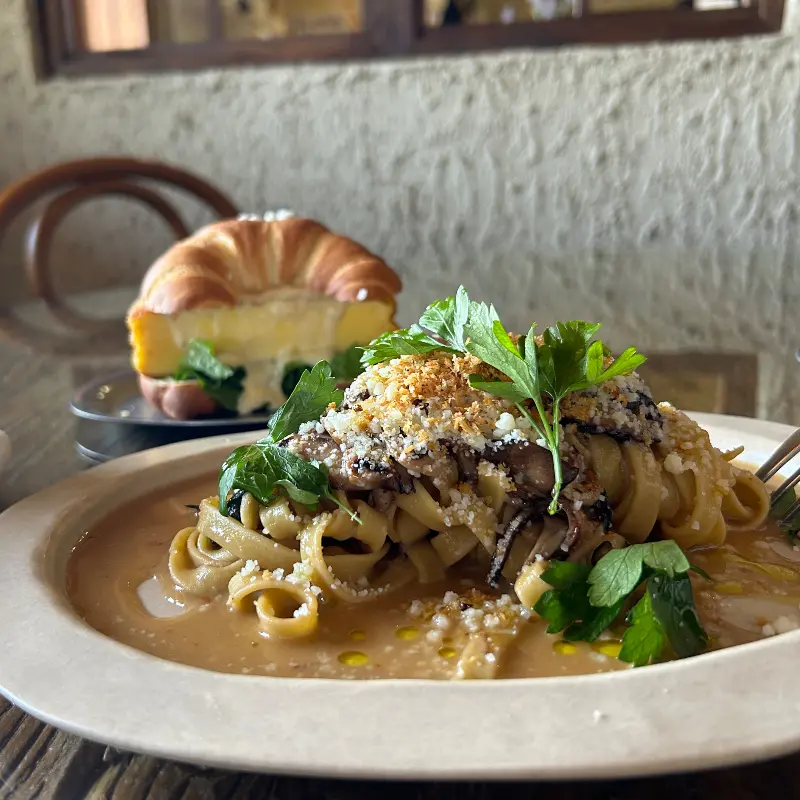 파스타와 샌드위치