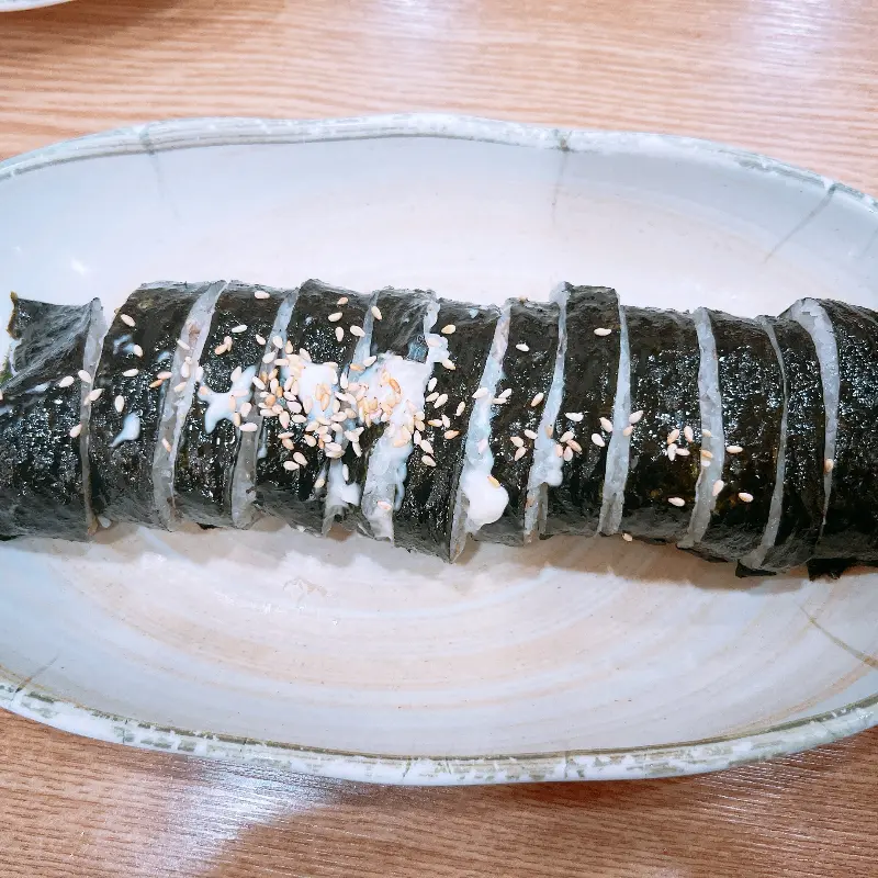 김밥 단면