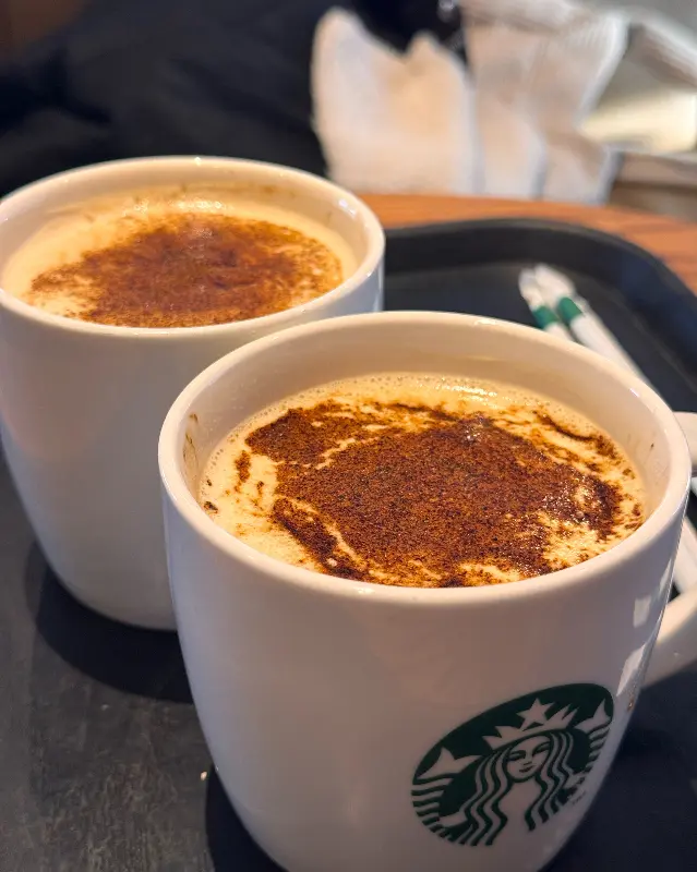 블랙 글레이즈드 라떼