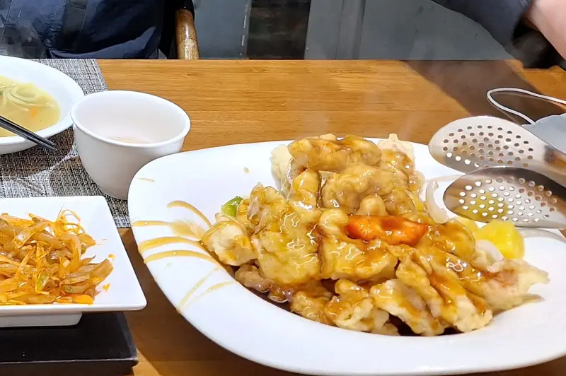 탕수육과 짜사이