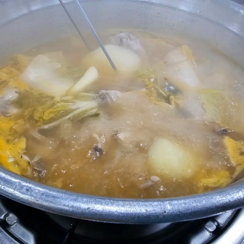 닭한마리와 감자