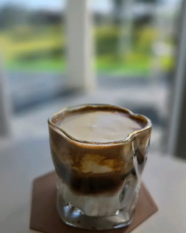 이든의 시그니처 메뉴, 크림 라떼