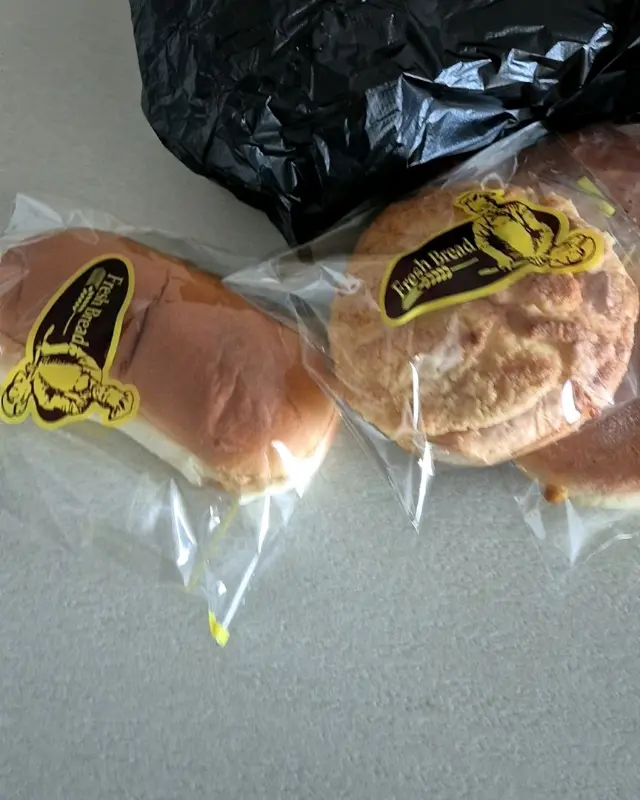 포장된 빵의 모습