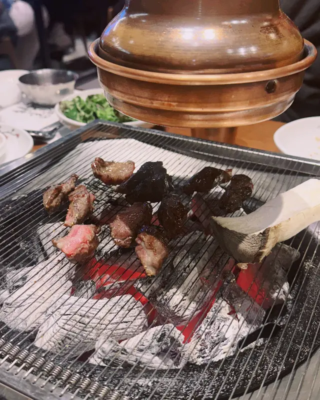 숯불과 고기