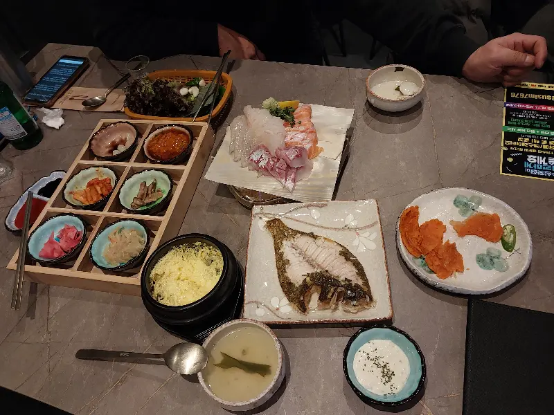 수심에서의 푸짐한 한 상 차림